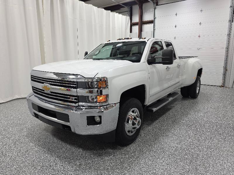 Used 2015 Chevrolet Silverado 3500 LTZ w/ LTZ Plus Package AWD/4WD image 6