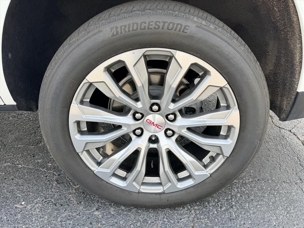 Used 2021 GMC Yukon Denali w/ LPO, Illumination Package image 15