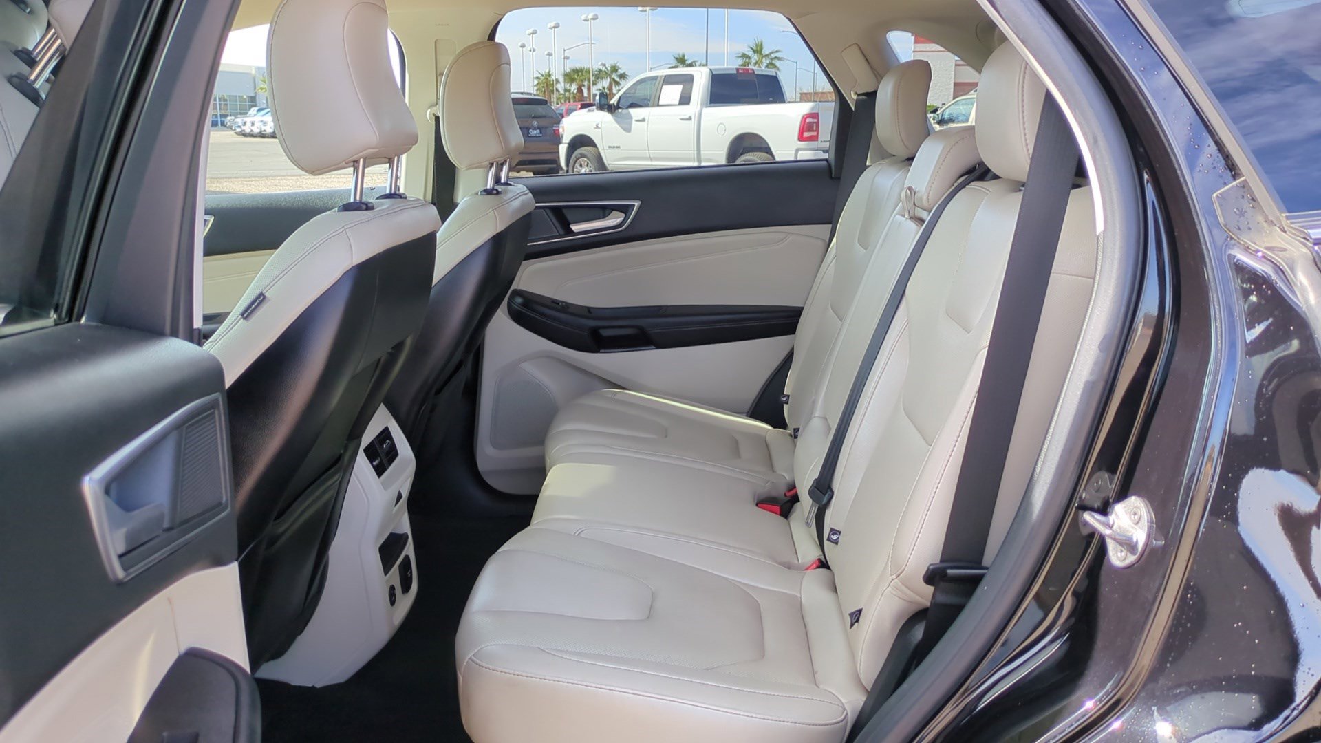 Used 2022 Ford Edge Titanium w/ Equipment Group 301A image 27