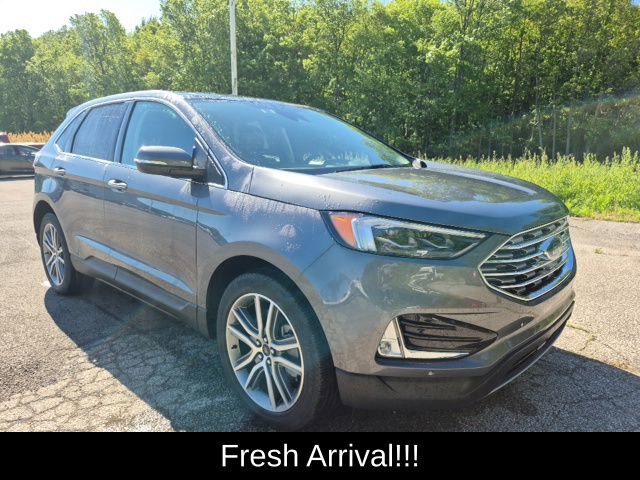 Used 2024 Ford Edge Titanium w/ Equipment Group 301A AWD/4WD image 2