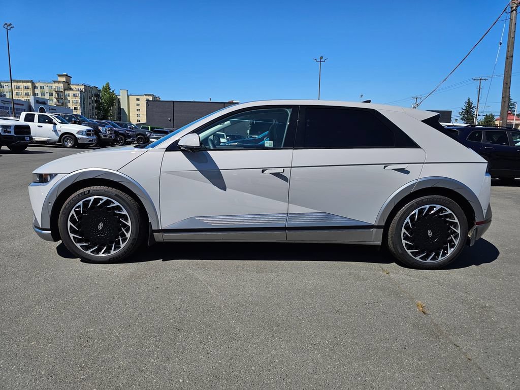 Used 2024 Hyundai Ioniq 5 Limited AWD/4WD image 4