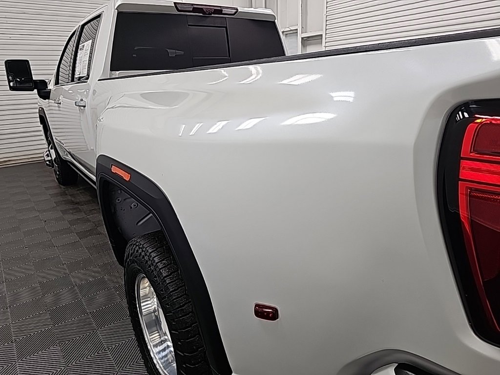 Certified 2023 GMC Sierra 3500 Denali w/ Denali Ultimate Package image 6