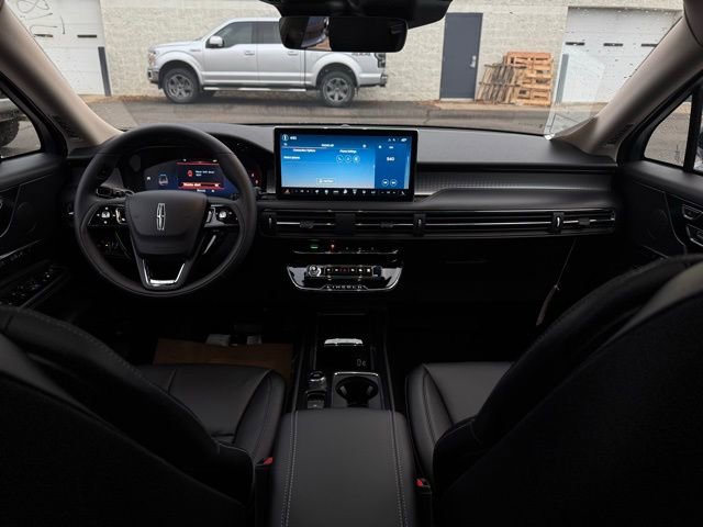 Certified 2023 Lincoln Corsair AWD w/ Equipment Group 101A image 25