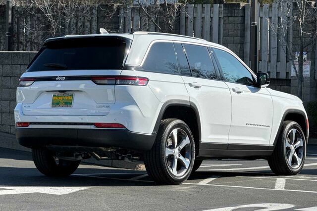 New 2026 Jeep Grand Cherokee Limited AWD/4WD image 4