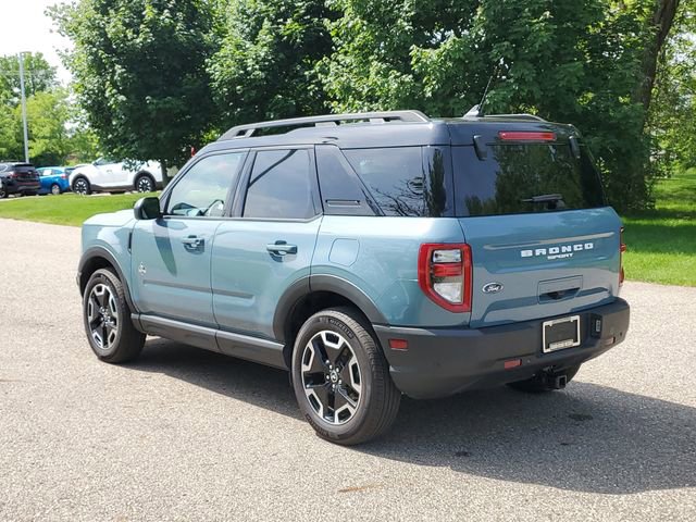 Used 2023 Ford Bronco Sport Outer Banks AWD/4WD image 3