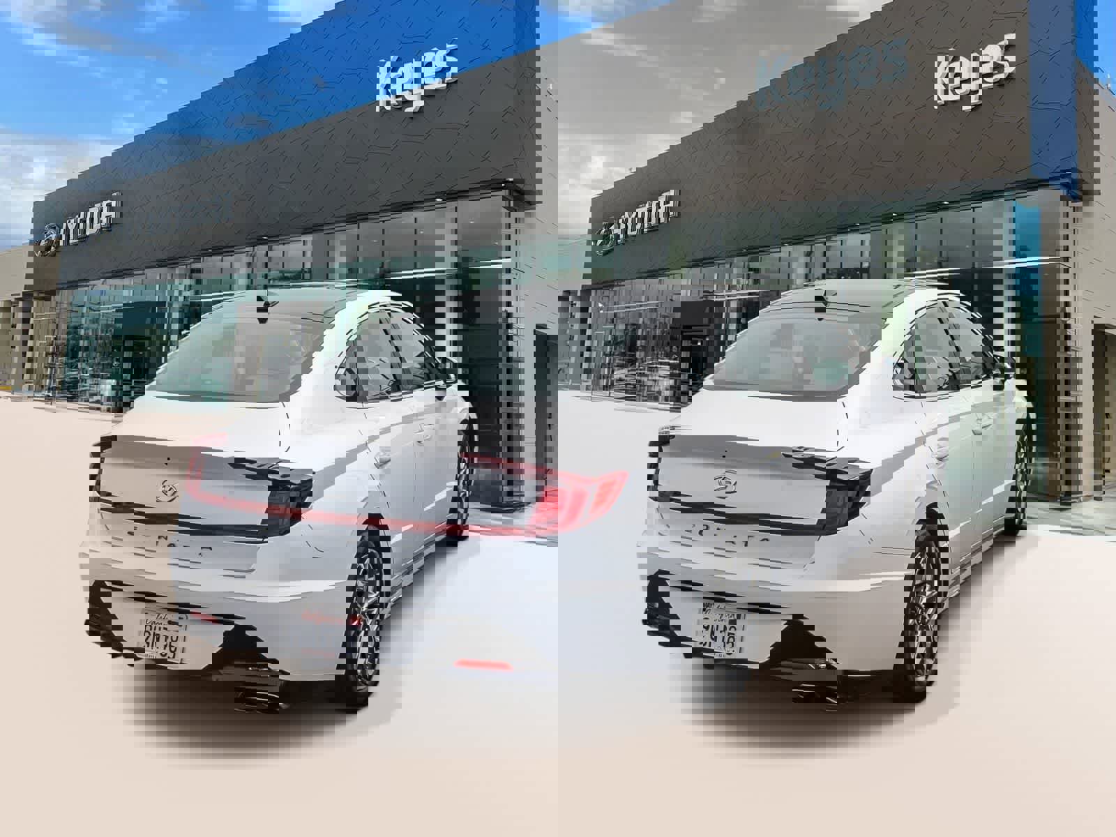 Certified 2023 Hyundai Sonata SEL w/ Convenience Package image 4