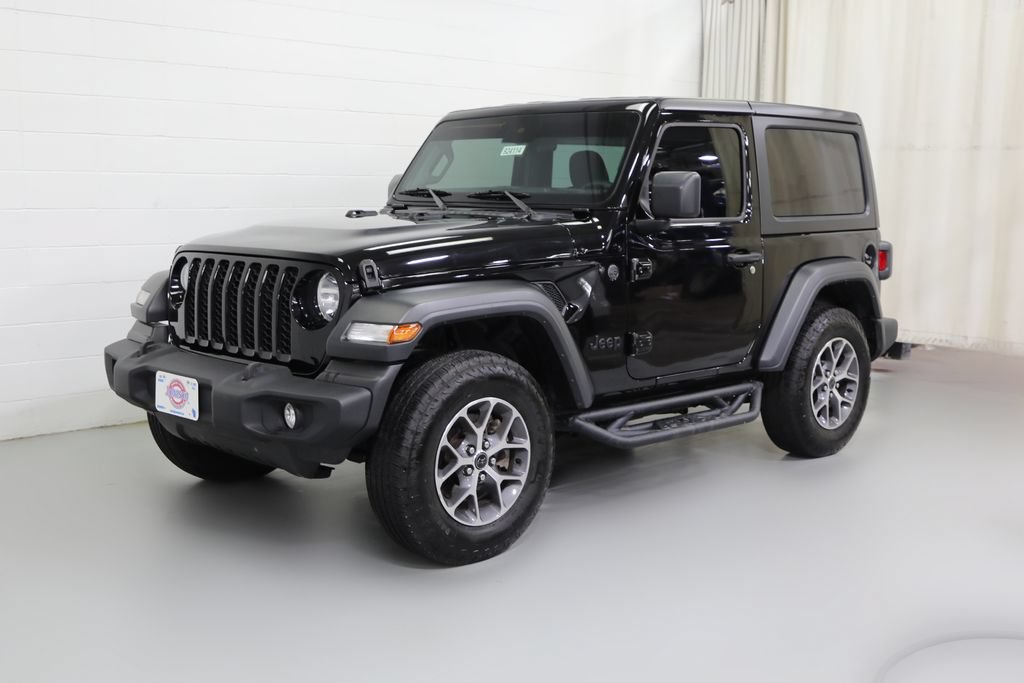 Used 2024 Jeep Wrangler Sport AWD/4WD image 11