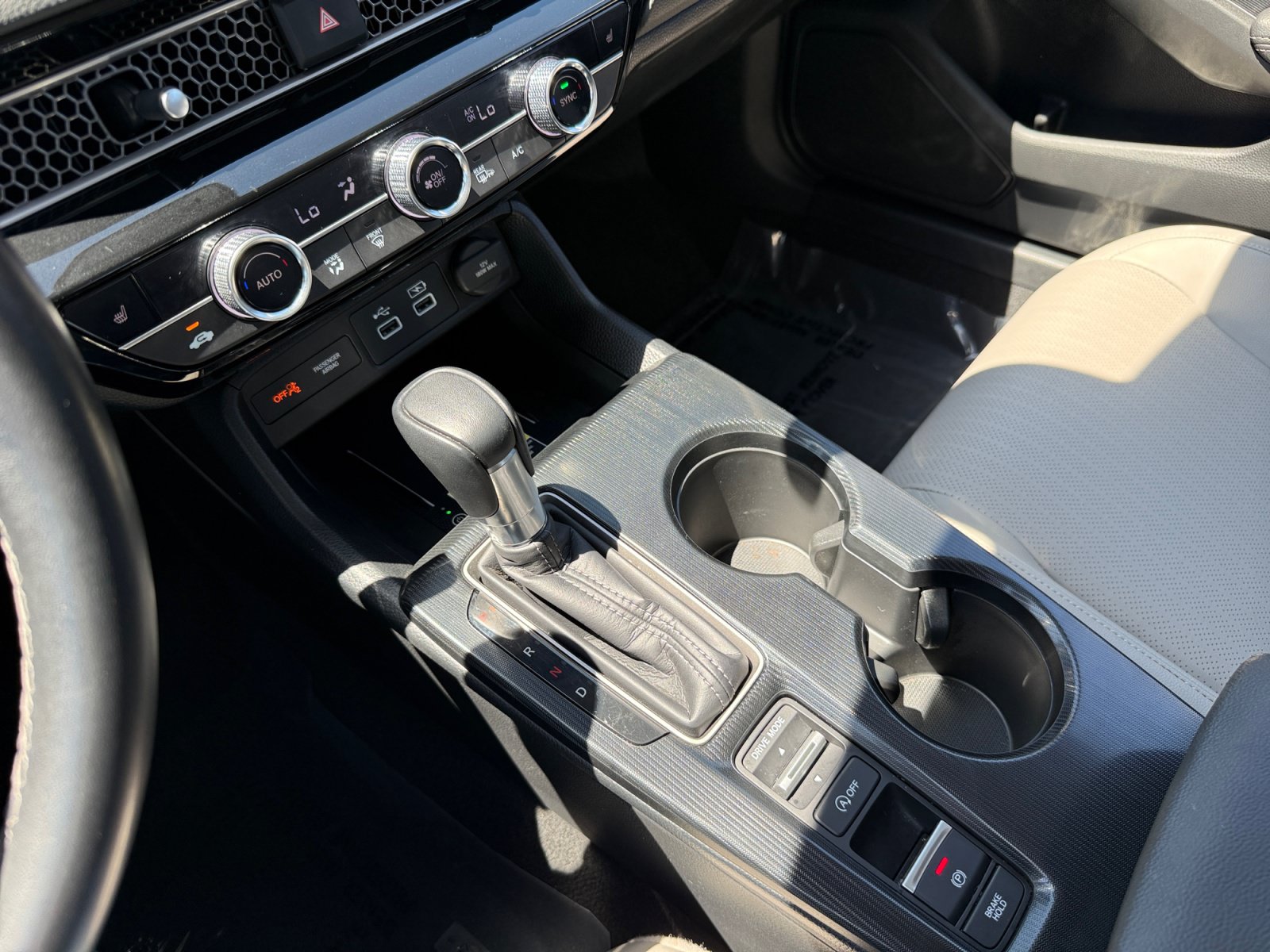 Used 2024 Honda Civic Touring image 13