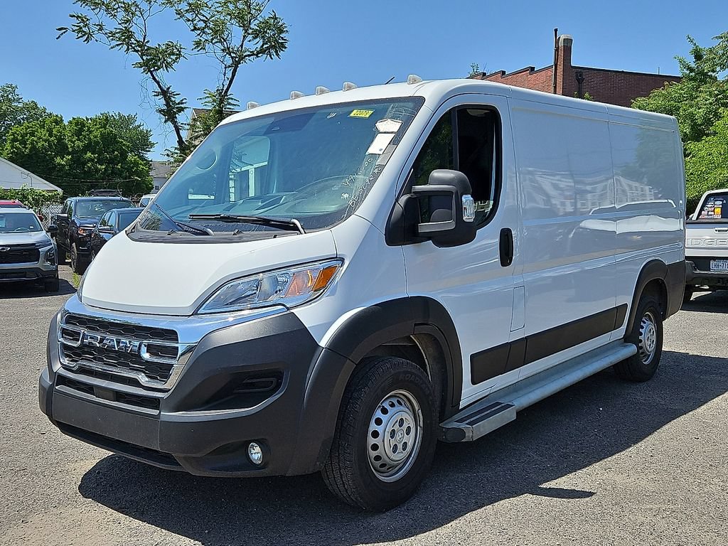 Used 2025 RAM ProMaster 2500 w/ U-Haul Equipment Group FWD image 3