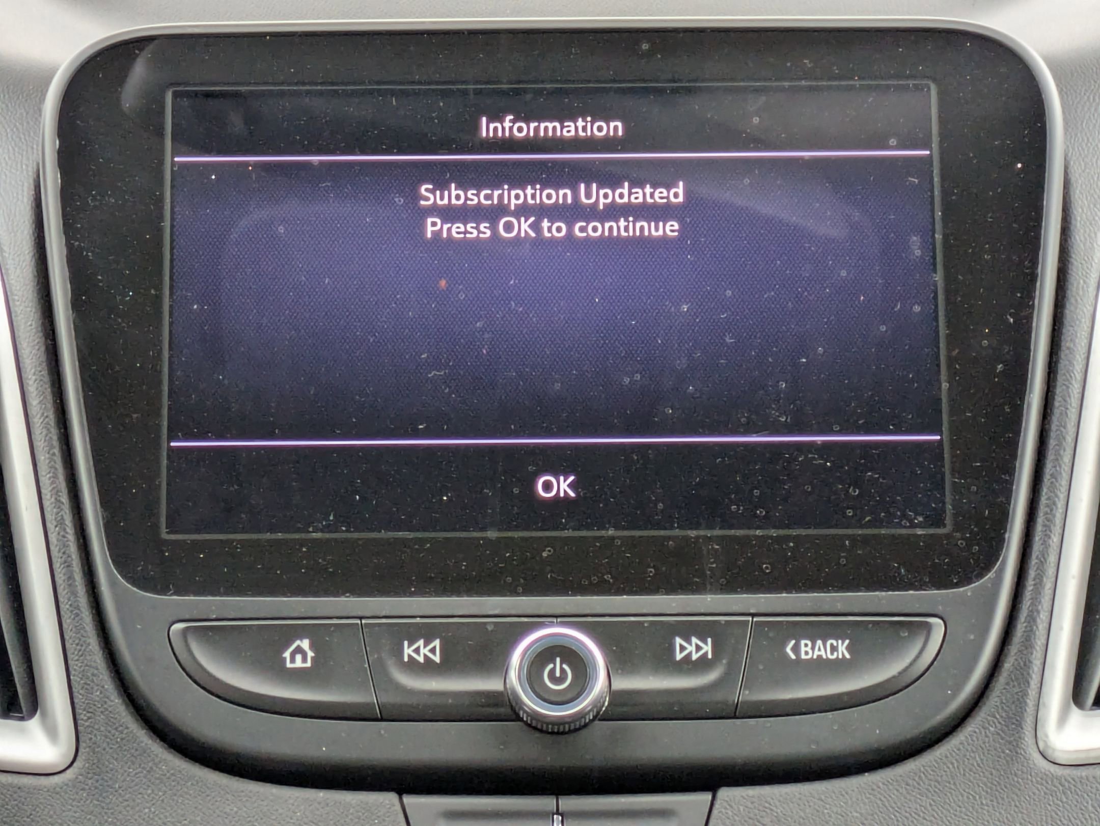 Used 2022 Chevrolet Malibu LT image 28