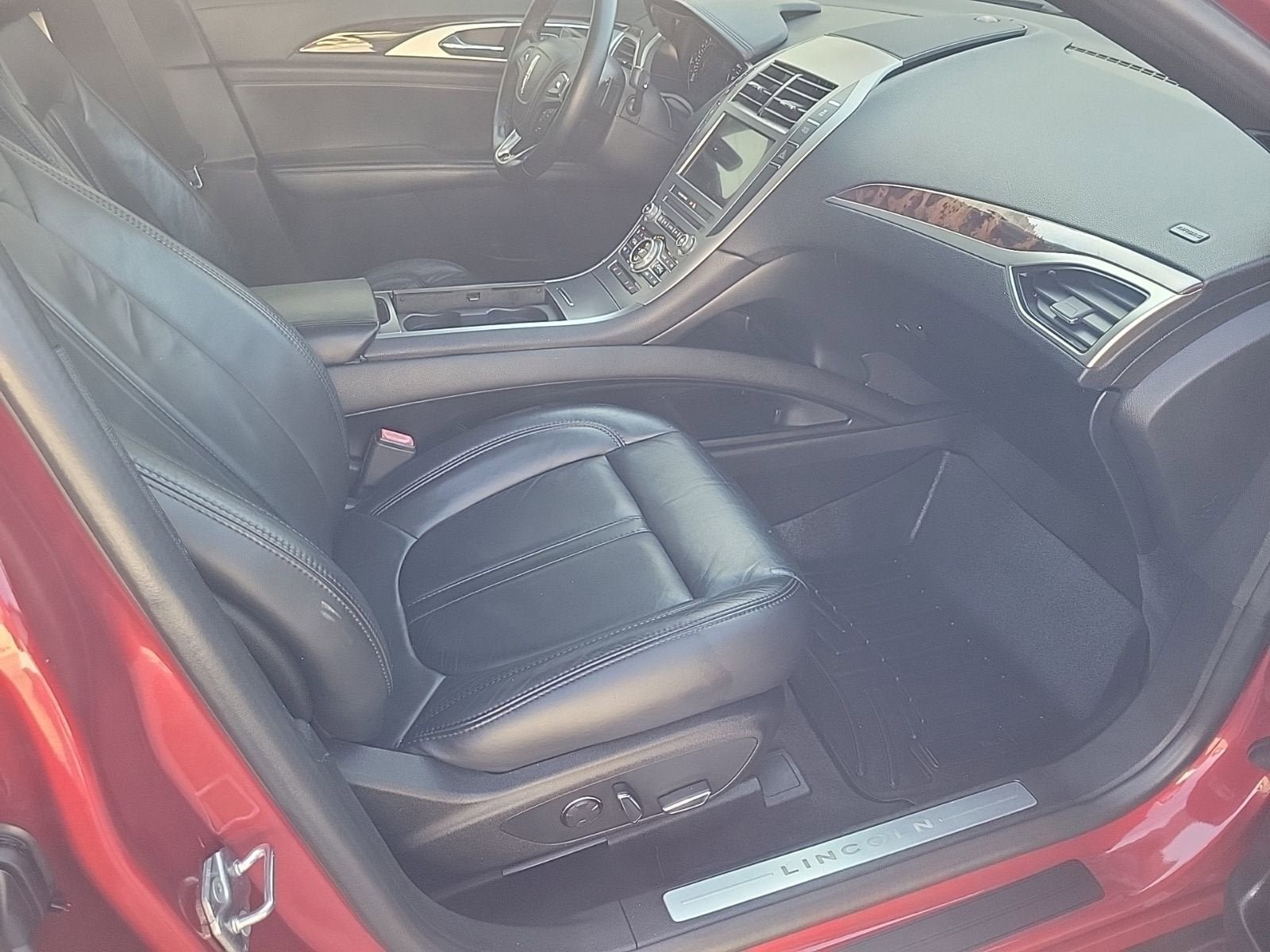 Used 2017 Lincoln MKZ Select FWD image 13
