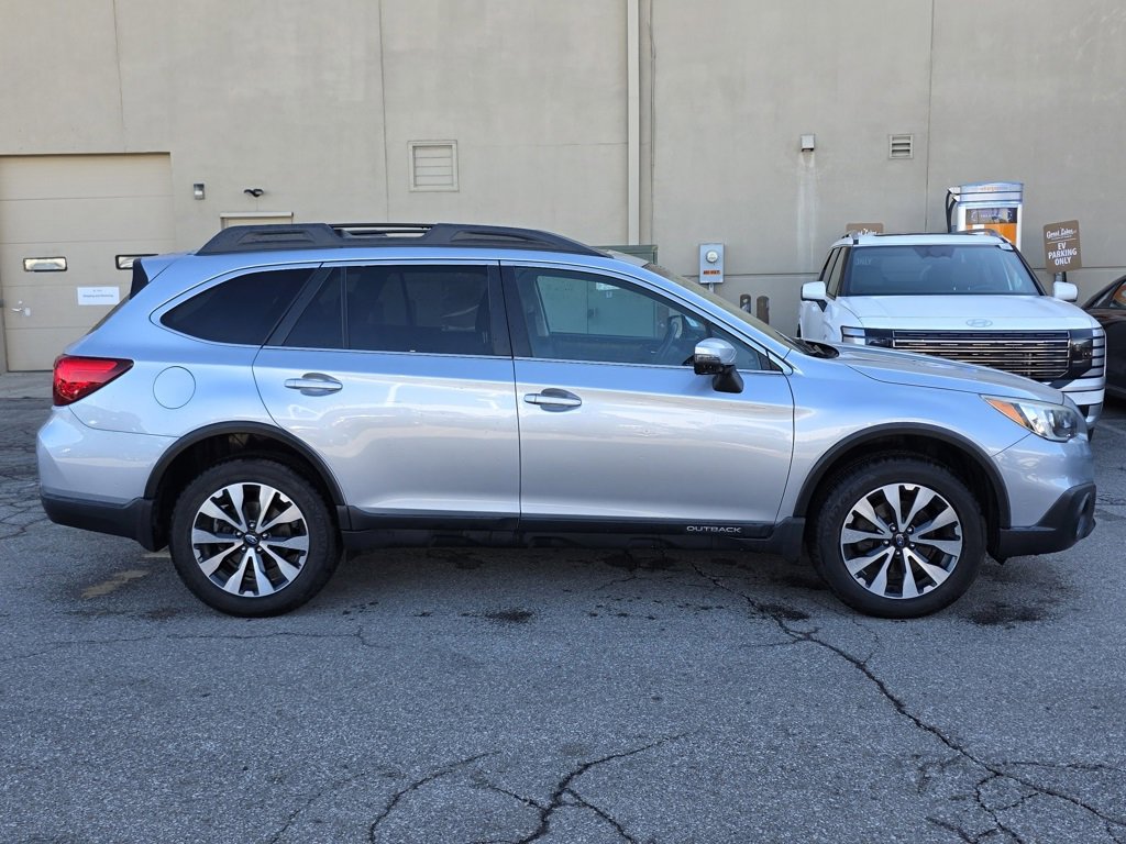 Used 2015 Subaru Outback 2.5i Limited image 6