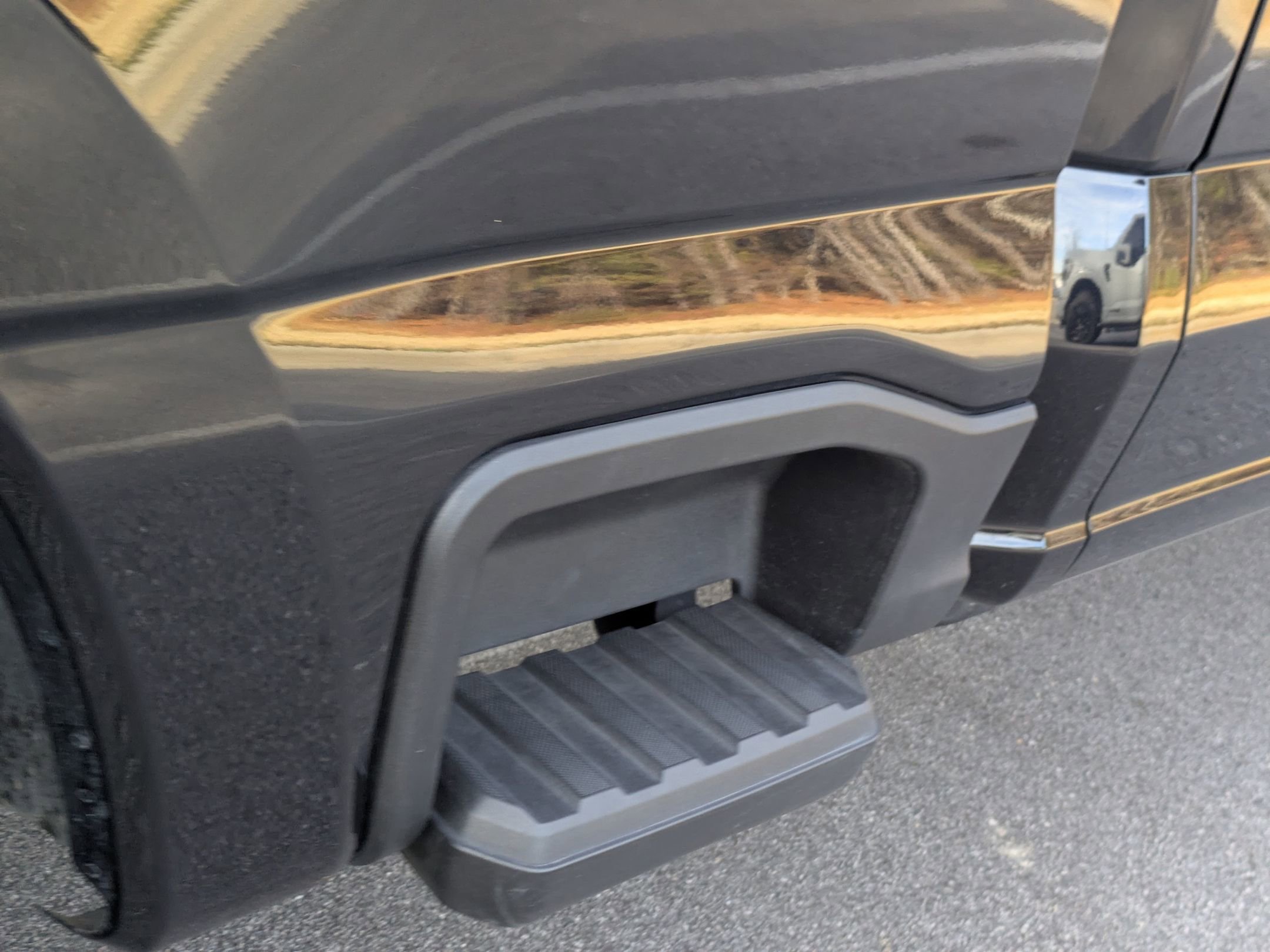 Certified 2024 Ford F250 Platinum image 35