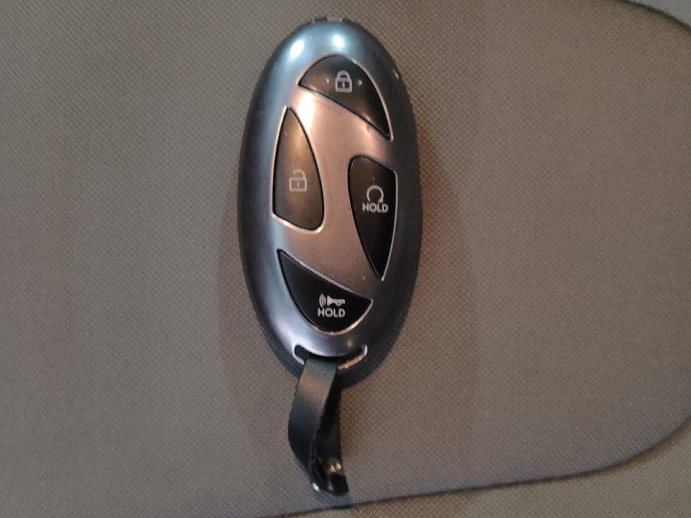 Used 2025 Hyundai Elantra SEL image 32
