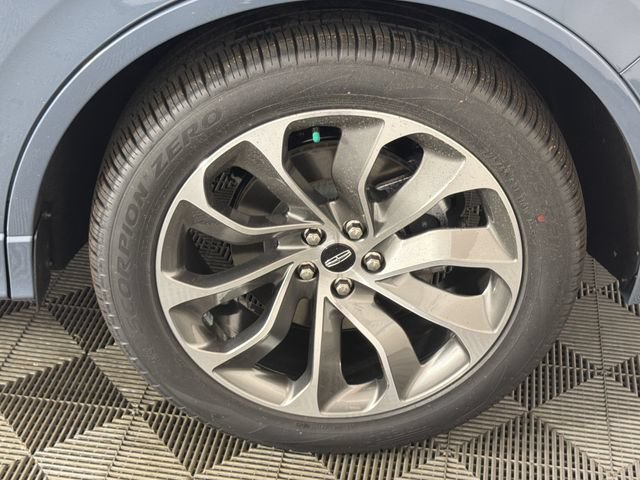 New 2026 Lincoln Aviator 2WD w/ Jet Appearance Package image 26