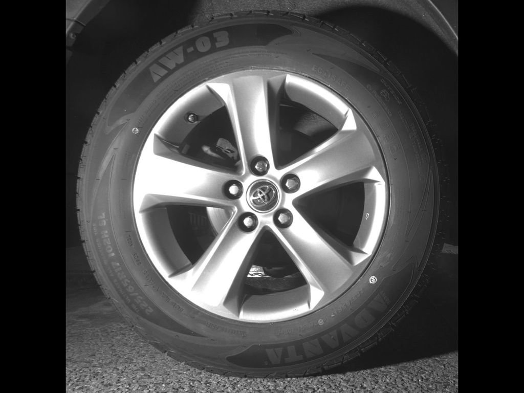 Used 2015 Toyota RAV4 XLE image 13