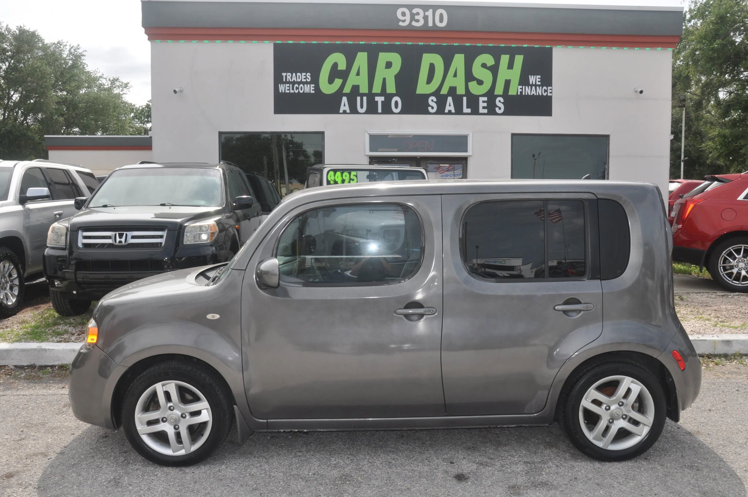 Used 2010 Nissan Cube 1.8 SL w/ Interior Designer Pkg