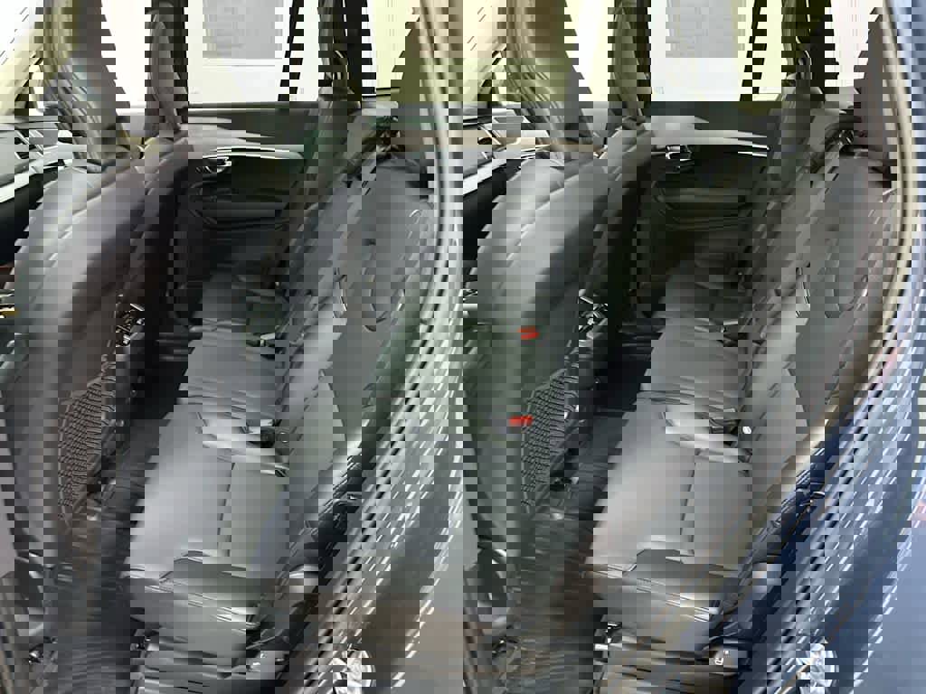 Used 2023 Volvo XC90 B5 Core w/ Protection Package image 21