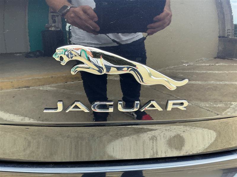 Used 2014 Jaguar XJ AWD image 21