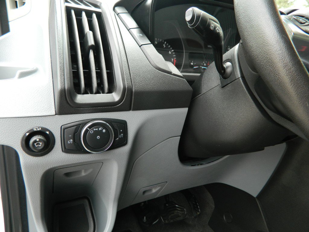 Used 2019 Ford Transit 150 XLT image 20