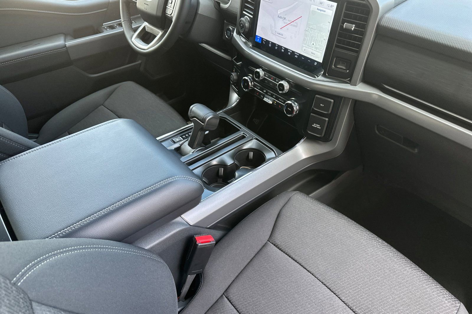 New 2026 Ford F150 XLT w/ Equipment Group 302A MID image 15