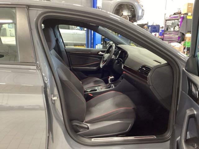 Certified 2024 Volkswagen Jetta GLI 40th Anniversary Edition image 10