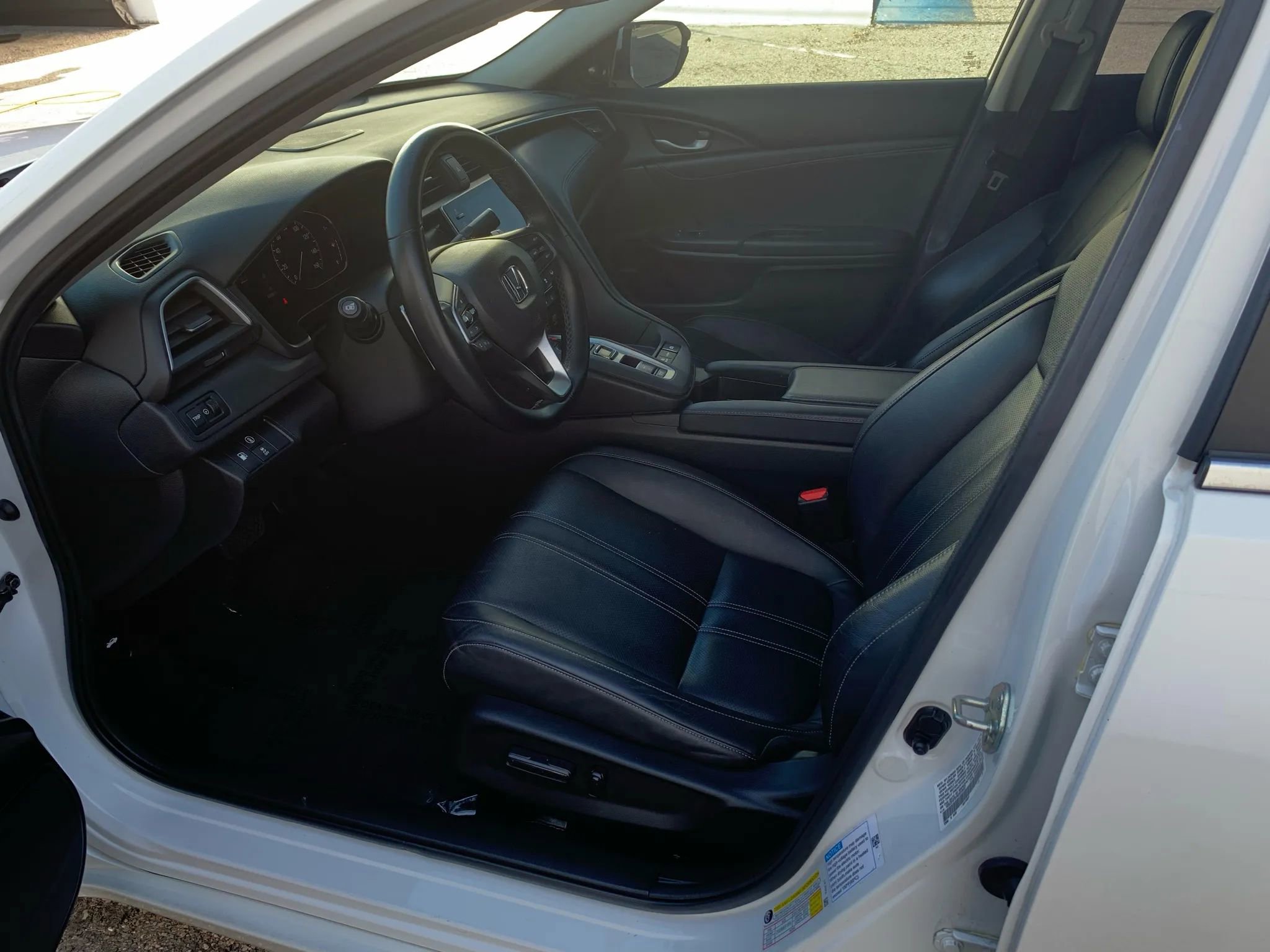 Used 2019 Honda Insight Touring image 17