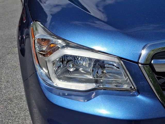 Used 2015 Subaru Forester 2.5i Touring AWD/4WD image 11
