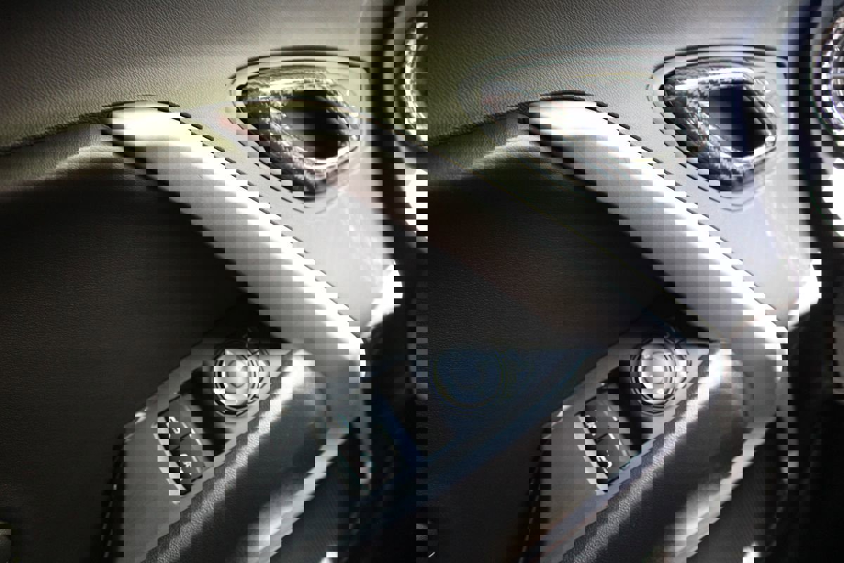 Used 2019 Chevrolet Camaro SS image 10