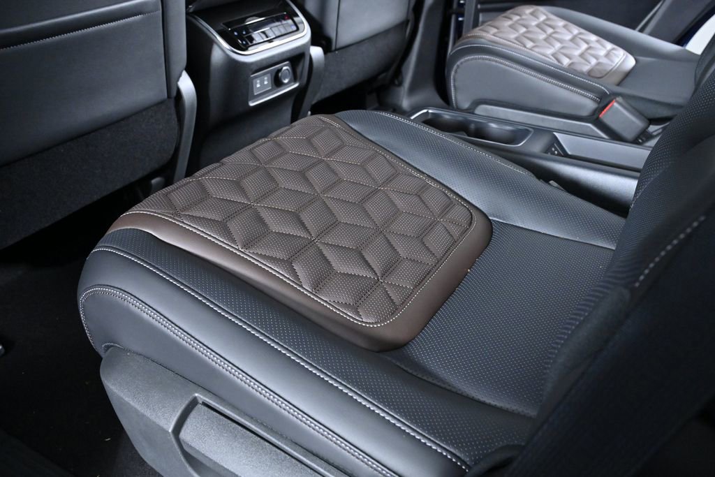 New 2026 Nissan Armada Platinum image 22