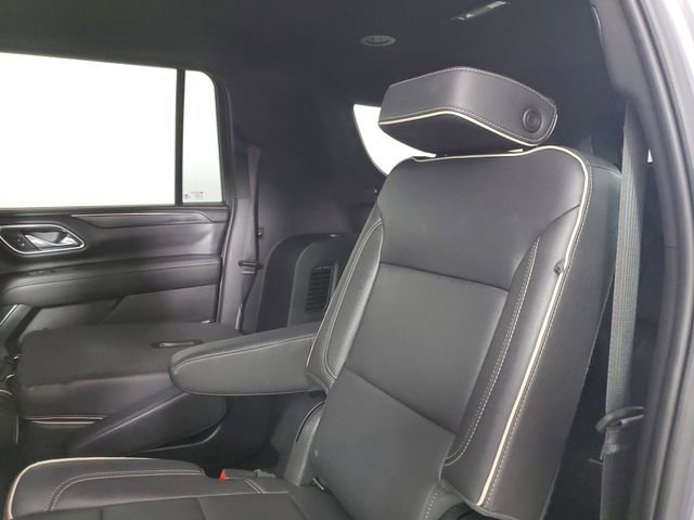 Used 2022 GMC Yukon XL SLT w/ SLT Luxury Package RWD image 14