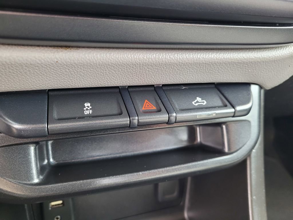 Used 2016 Chevrolet Colorado W/T image 16