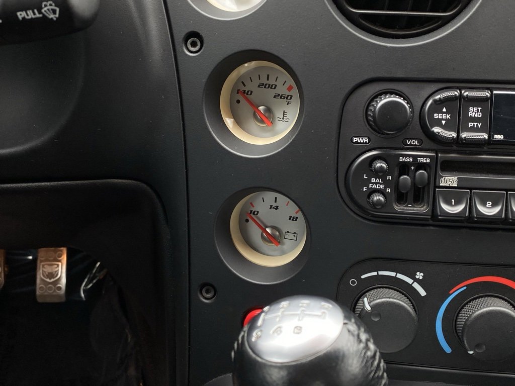 Used 2003 Dodge Viper SRT-10 image 9