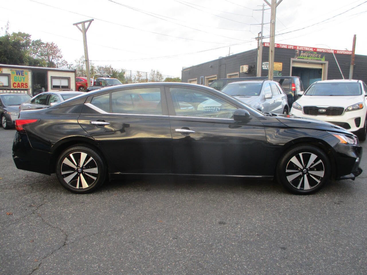 Used 2022 Nissan Altima 2.5 SV image 5