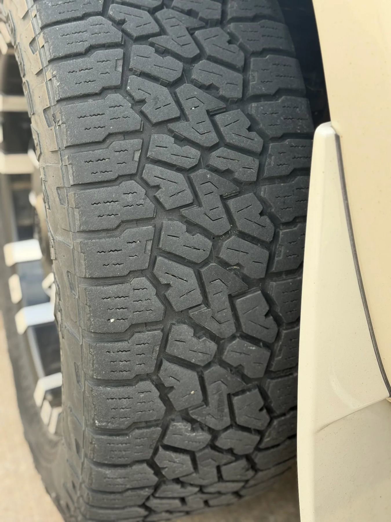 Used 2012 GMC Yukon XL Denali AWD/4WD image 19