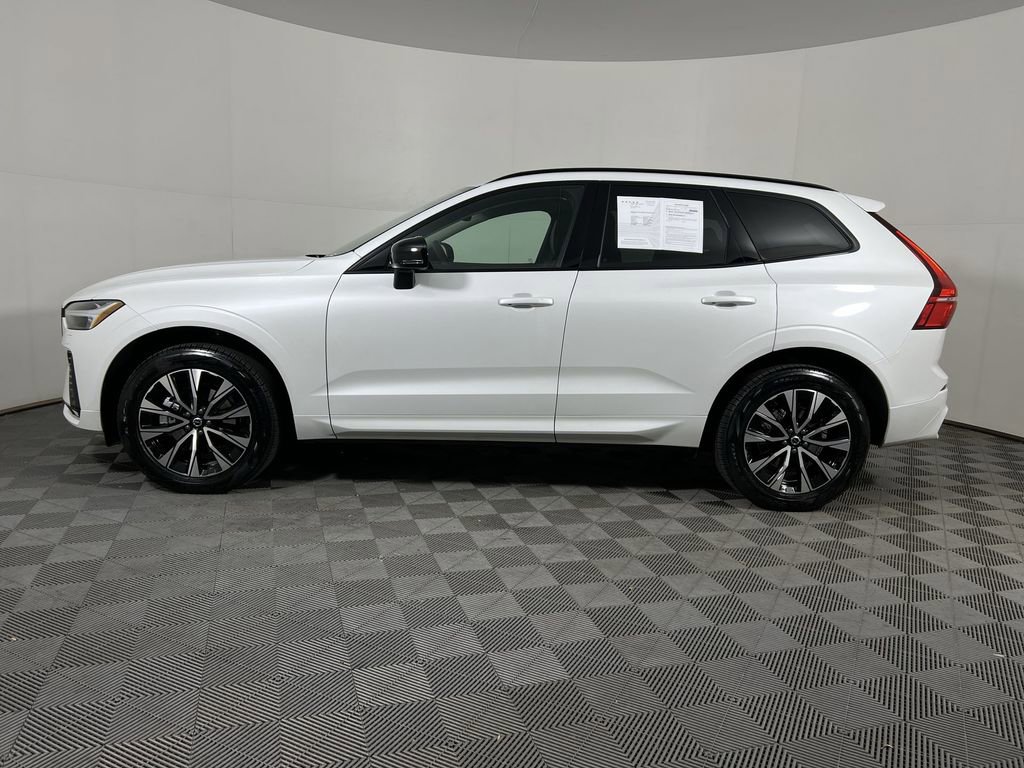 Certified 2025 Volvo XC60 B5 Core w/ Climate Package image 7