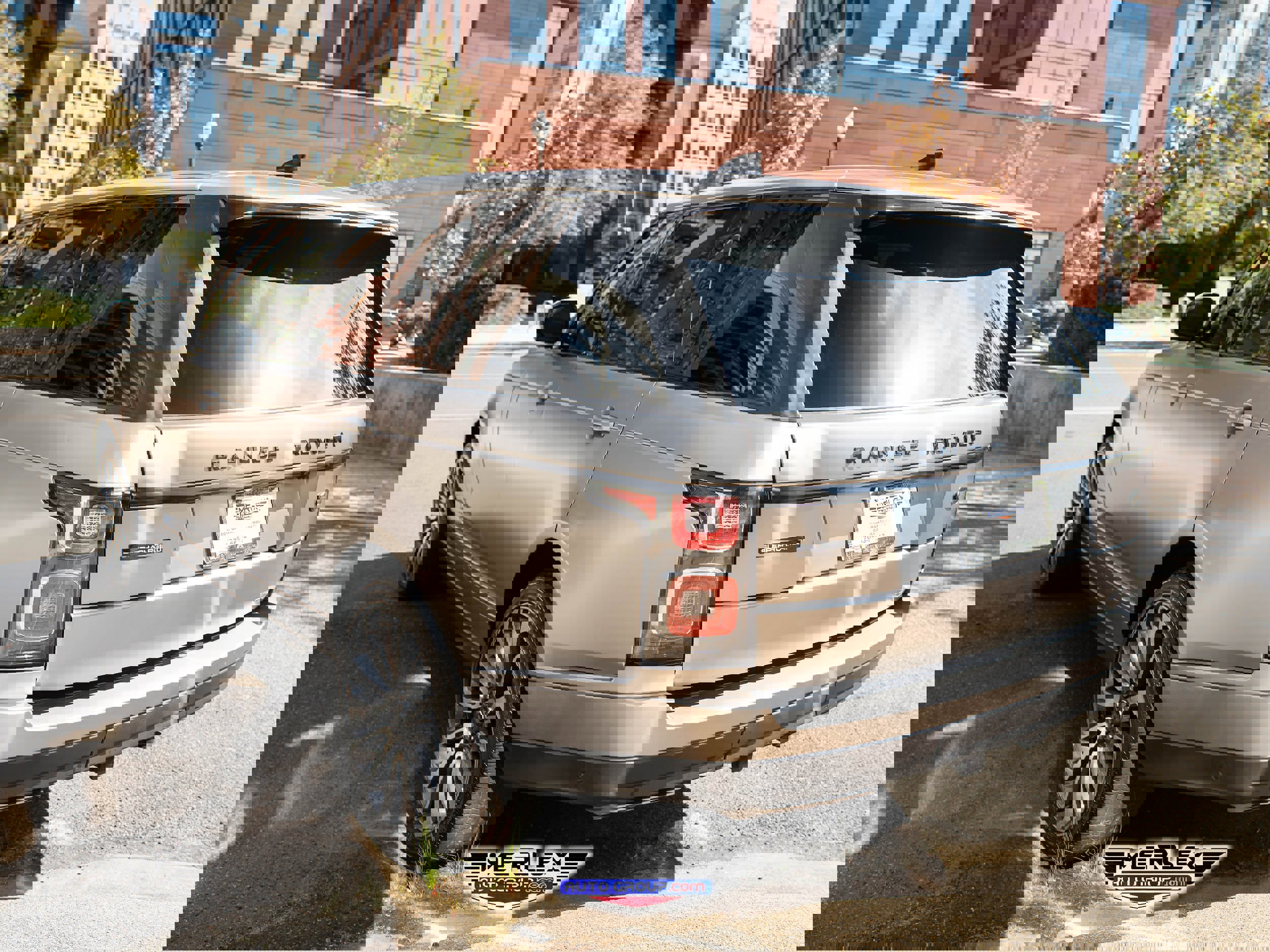 Used 2018 Land Rover Range Rover Long Wheelbase Supercharged image 5