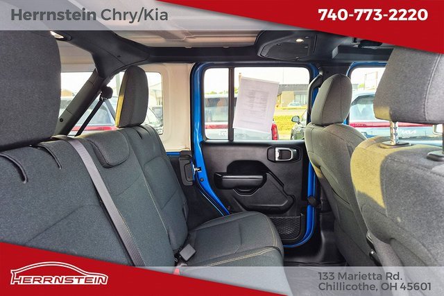 Used 2024 Jeep Wrangler Sport S image 25