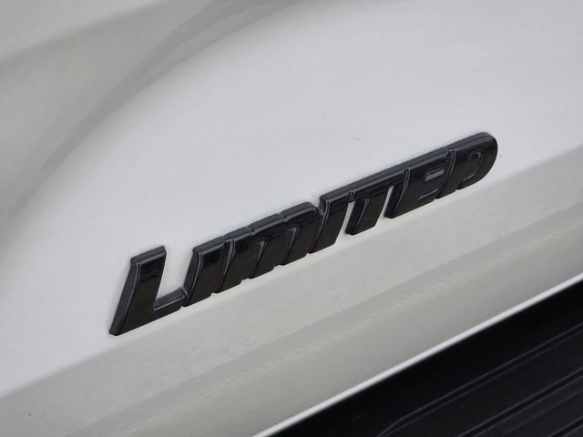 Used 2025 Toyota Sequoia Limited w/ Tow Technology Package AWD/4WD image 8