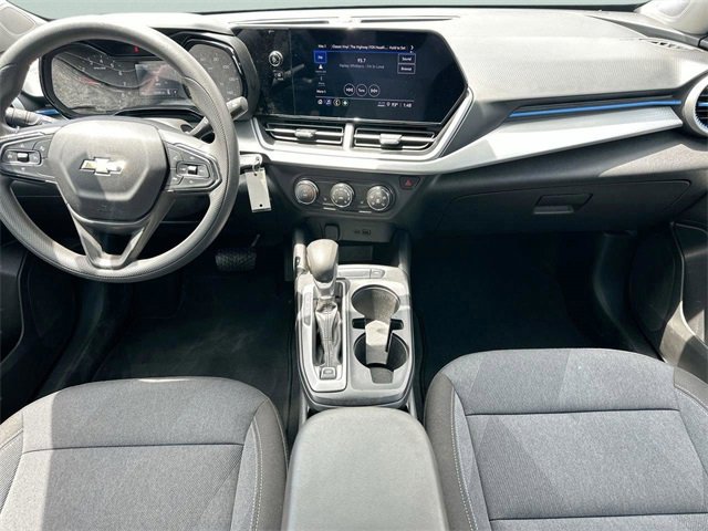 Used 2024 Chevrolet Trax LS w/ LS Convenience Package image 13