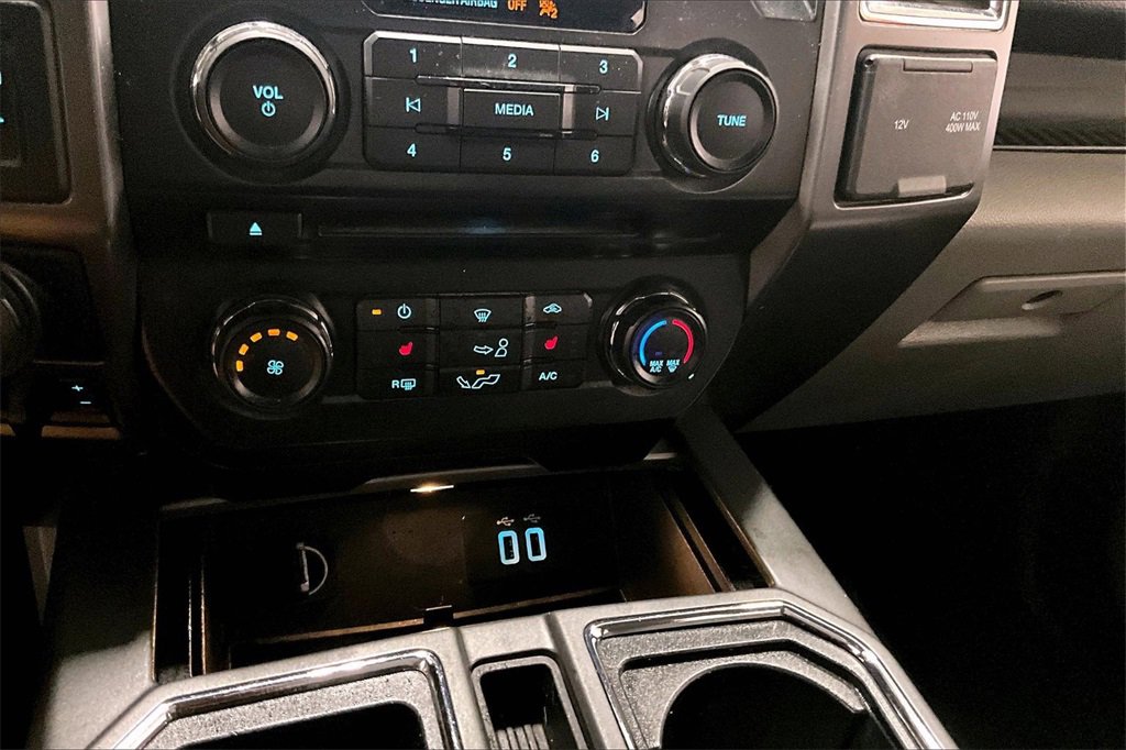 Used 2016 Ford F150 XLT w/ Equipment Group 302A Luxury image 16