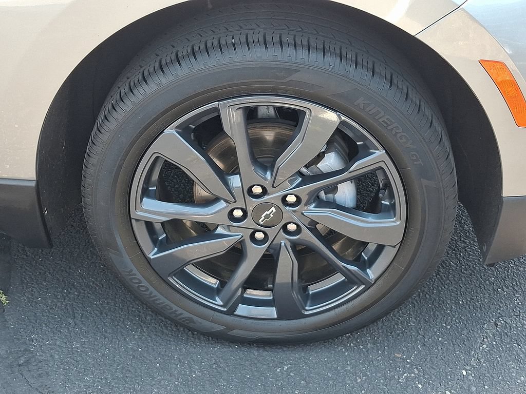 Certified 2024 Chevrolet Equinox RS w/ RS Leather Package FWD image 8