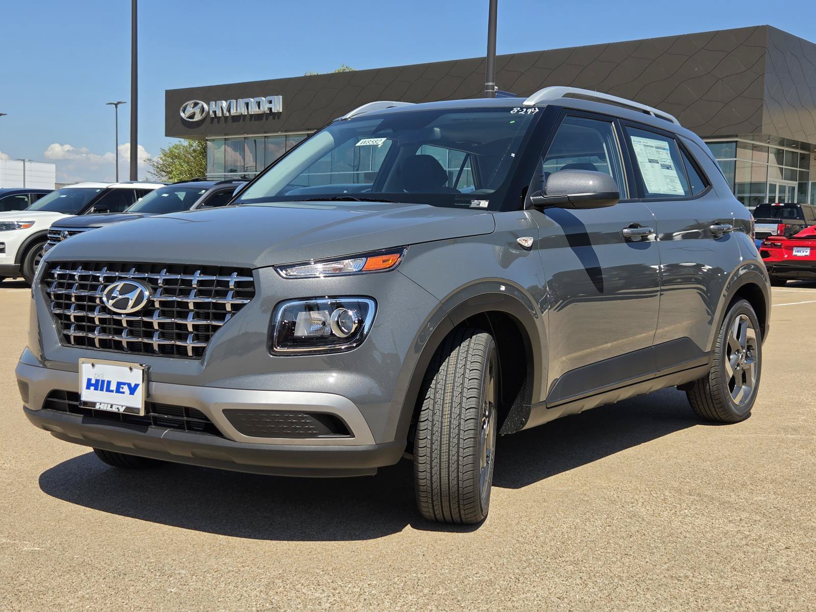 New 2026 Hyundai Venue SEL FWD image 2