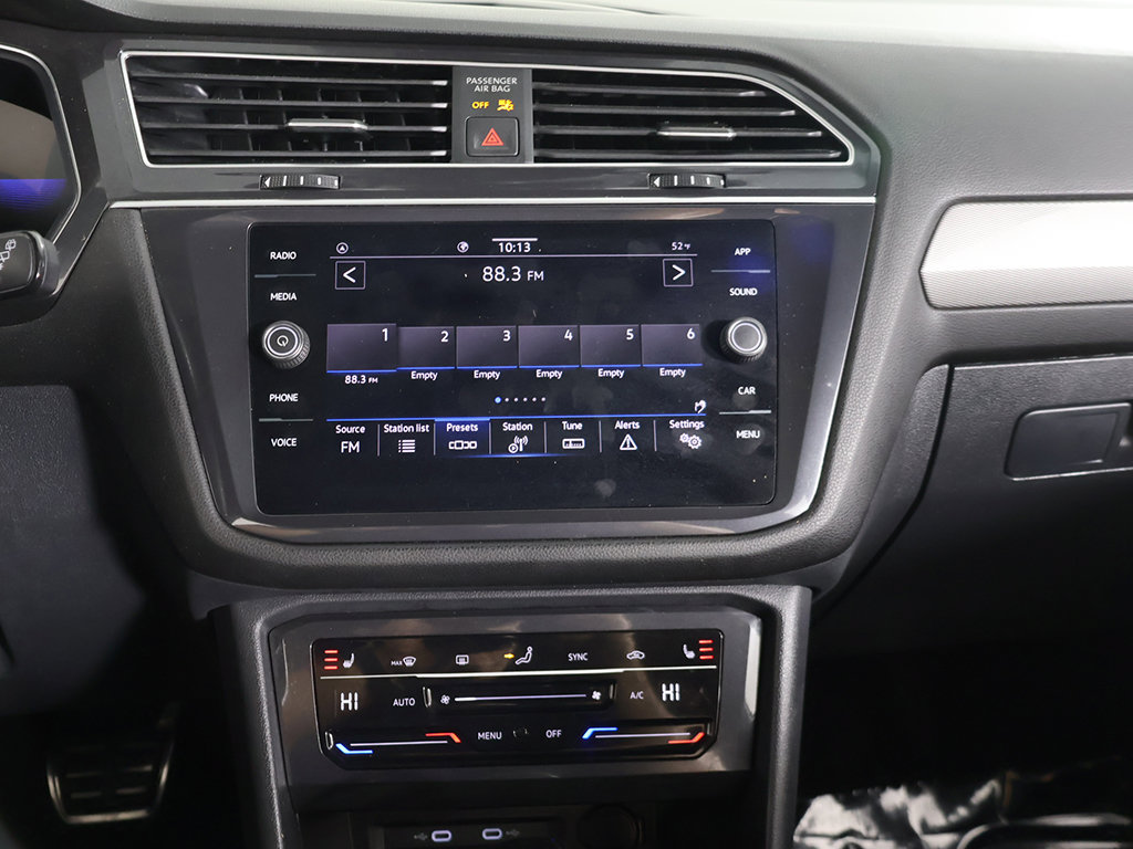 Used 2024 Volkswagen Tiguan SE R-Line FWD image 46