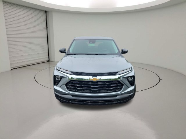 New 2026 Chevrolet TrailBlazer LS w/ LS Convenience Package FWD image 2