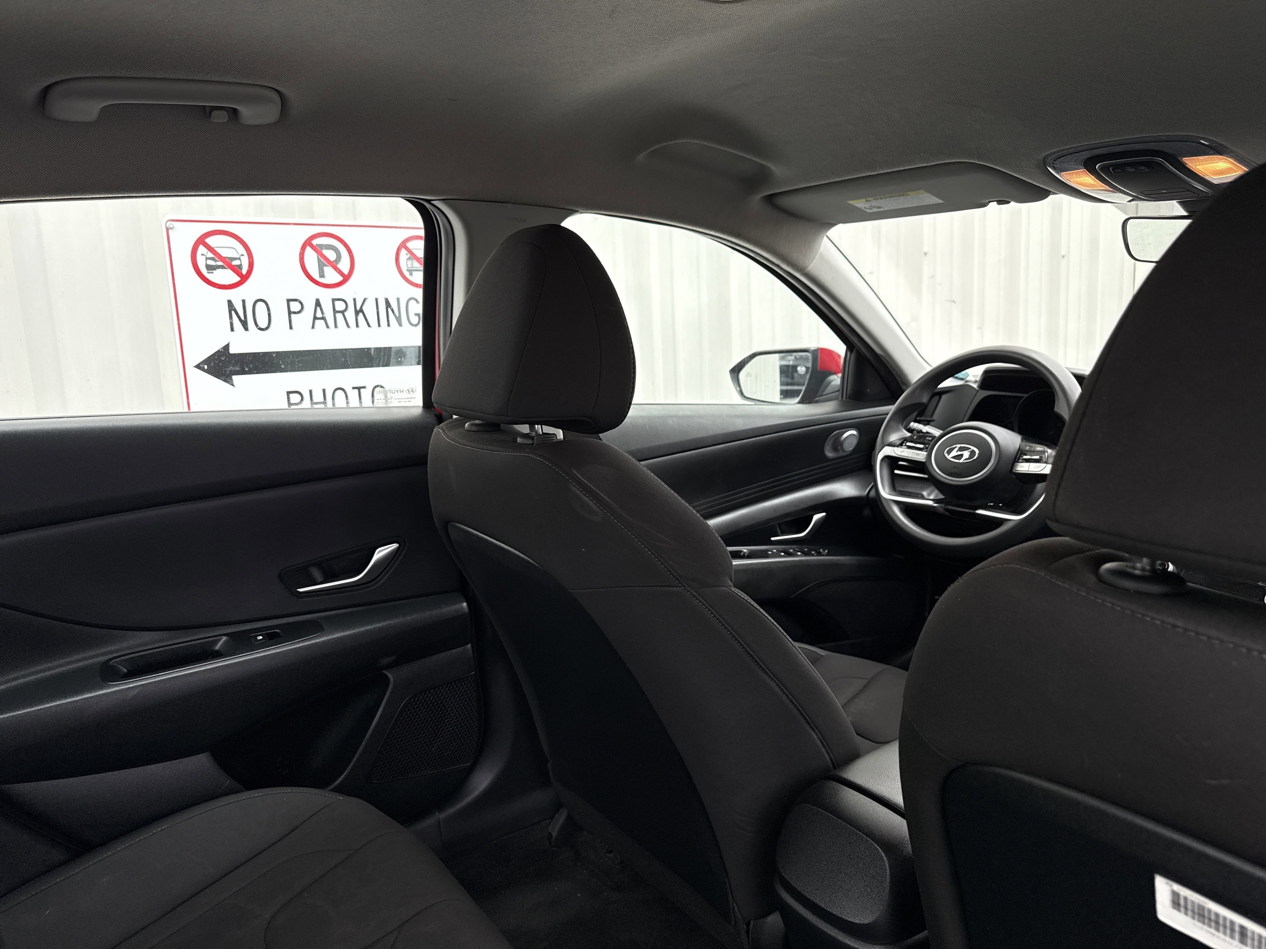 Used 2023 Hyundai Elantra SEL w/ Preferred Accessory Package image 37