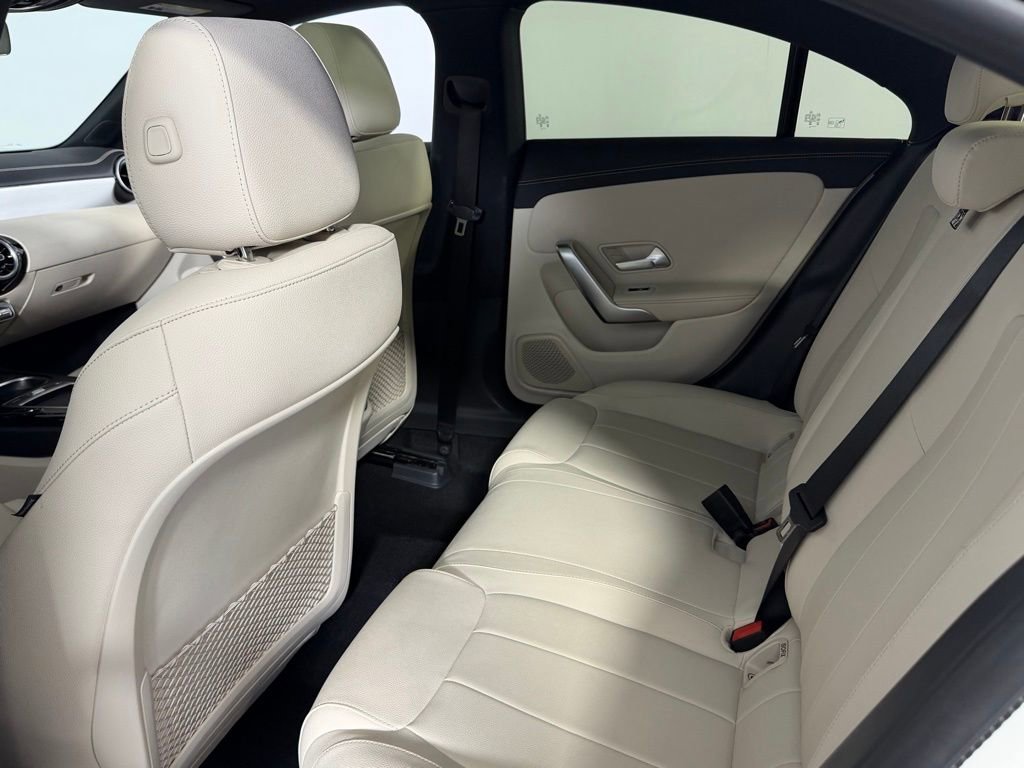Used 2025 Mercedes-Benz CLA 250 image 24