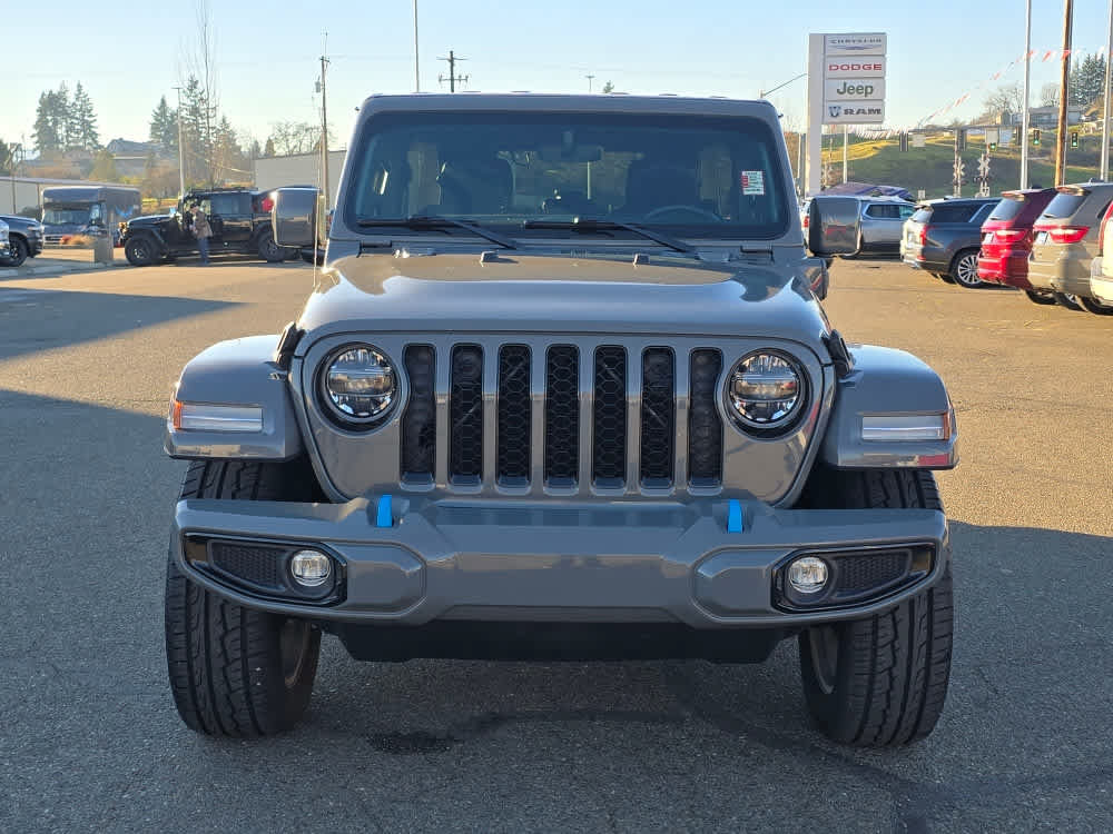 Used 2022 Jeep Wrangler Unlimited Sahara AWD/4WD image 8