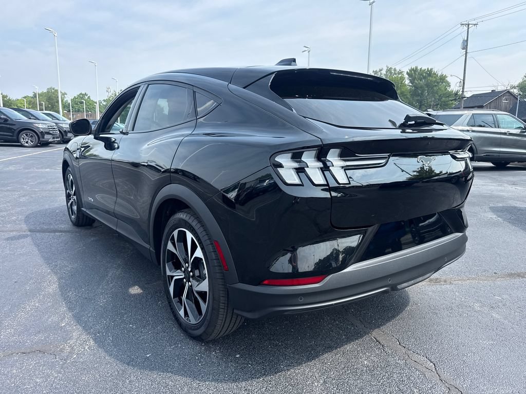 Used 2025 Ford Mustang Mach-E Select AWD/4WD image 11