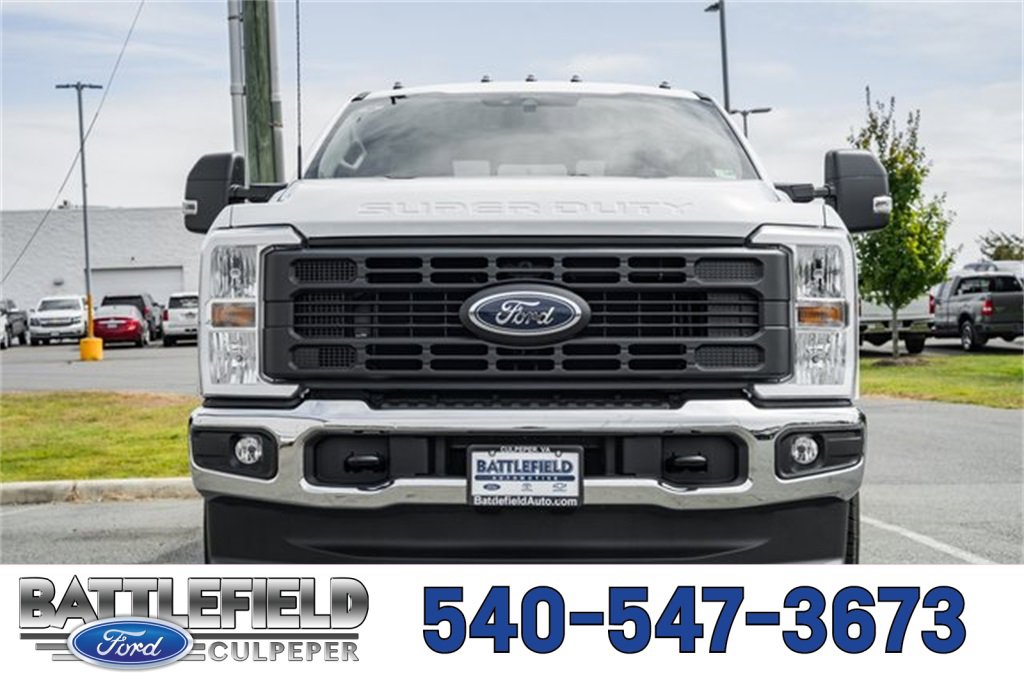 New 2026 Ford F350 XL image 2